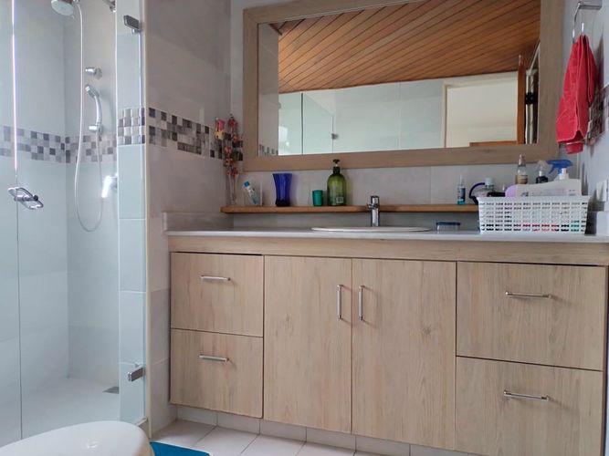 Apartamento de 4 alcobas en venta en El Poblado, Medellín, 198 m² · foto 15 de 18