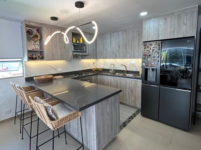 Casa de 4 alcobas en venta en La Ceja, 200 m² · foto 4 de 12
