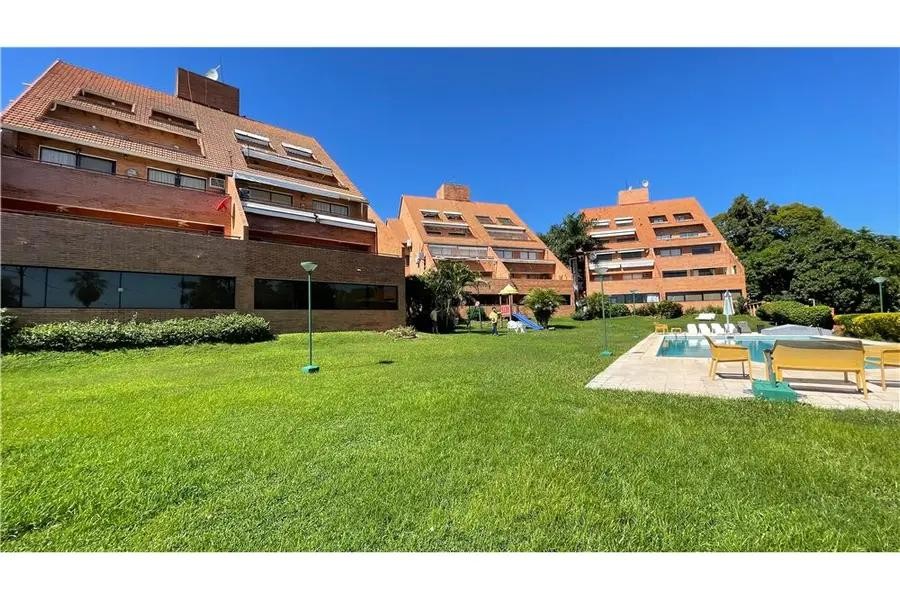 Vendo Departamento en San Bernardino, Ubicación privilegiada con acceso rápido a los restaurantes y lugares turisticos de la ciudad! — foto 2