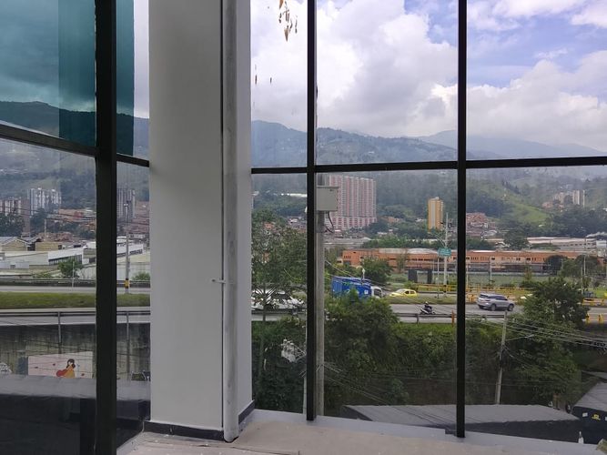 Bodega en arriendo en La Corrala, La Estrella, 2533 m² · foto 8 de 18