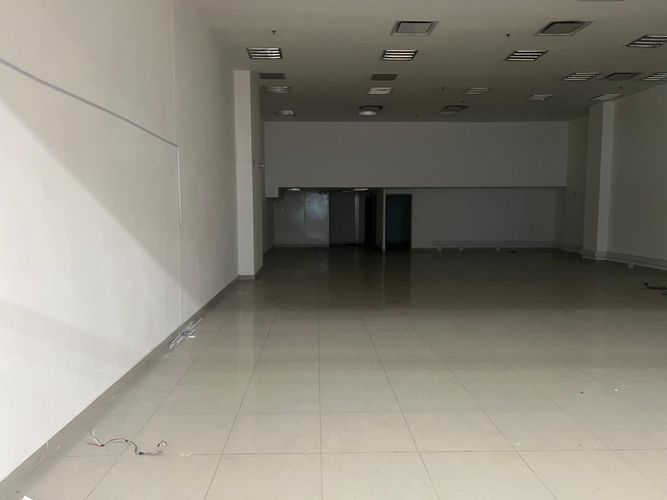Local en arriendo en Escobero, Envigado, 212 m² · foto 3 de 10