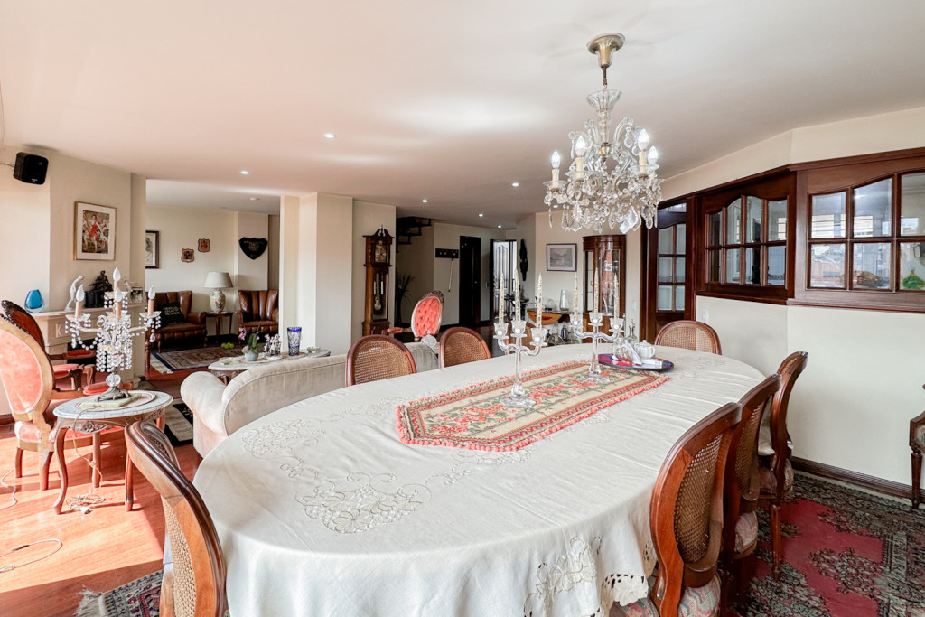 Apartamento en venta en Santa Paula, Bogotá · foto 3 de 21