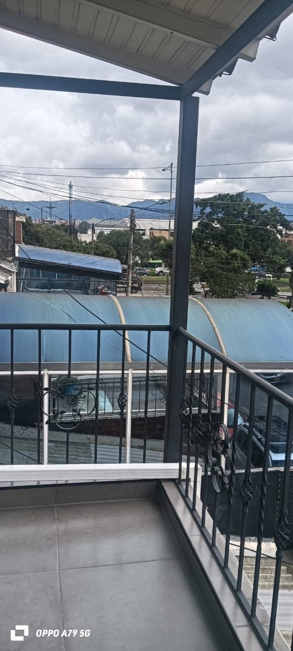 Casa en venta en Americas Occidental, Bogotá · foto 8 de 24