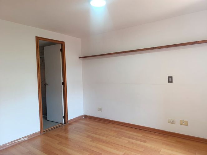Apartamento en venta en El Poblado, Medellín · foto 7 de 11