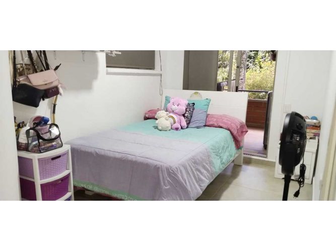 Apartamento de 4 alcobas en venta en Milla De Oro, Medellín, 201 m² · foto 16 de 24
