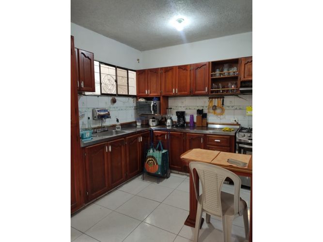 Casa de 4 alcobas en venta en La Concepcion, Cartagena, 338 m² · foto 10 de 12