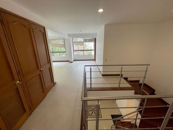 Casa de 3 alcobas en venta en Loma Benedictinos, Envigado, 305 m² · foto 5 de 24
