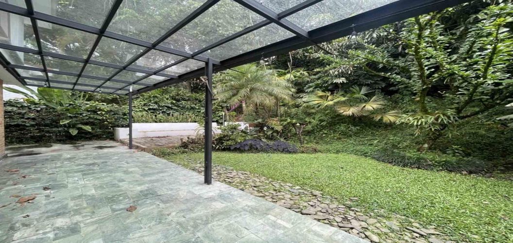 Casa de 3 alcobas en venta en Loma Benedictinos, Envigado, 305 m² · foto 24 de 24
