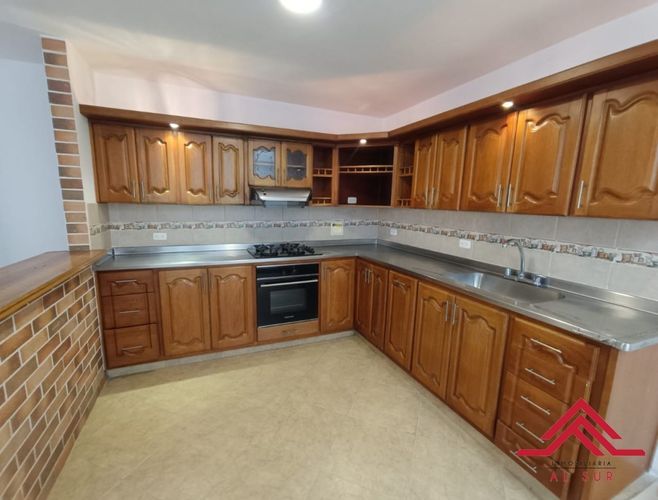Casa de 4 alcobas en venta en Poblado Del Sur, La Estrella, 225 m² · foto 18 de 19