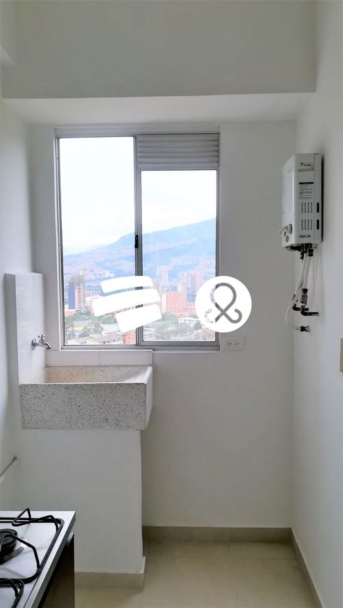 Apartamento de 3 alcobas en venta en Bello, 61 m² · foto 11 de 24