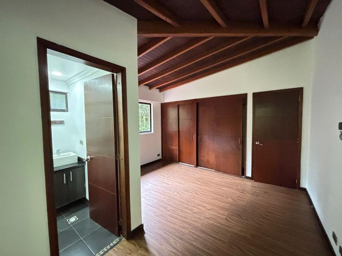 Finca en arriendo en Vallano, Envigado, 400 m² · foto 14 de 24