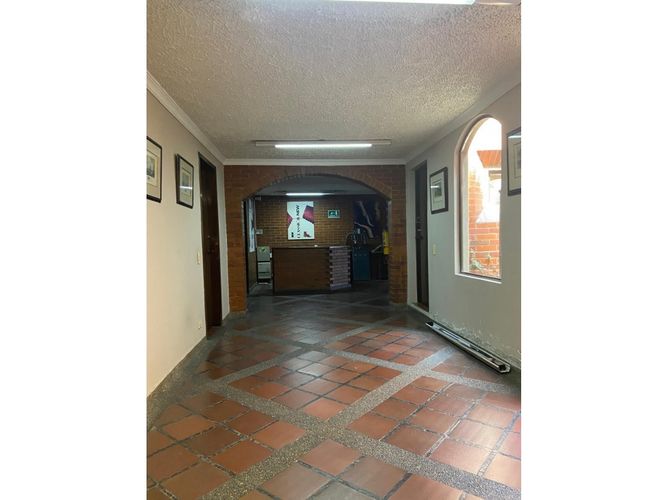 Casa de 5 alcobas en venta en San Patricio, Bogotá, 678 m² · foto 16 de 24