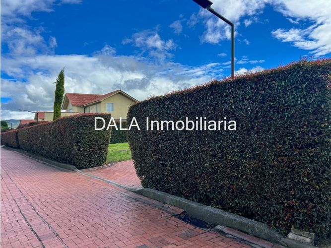Lote en venta en Chuntame, Cajicá, 773 m² · foto 5 de 16