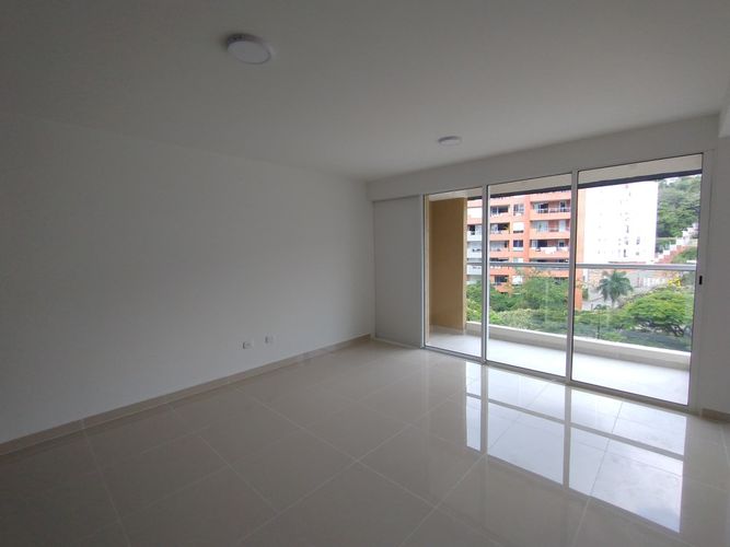 Apartamento de 3 alcobas en venta en Santa Isabel, Cali, 86 m² · foto 3 de 21
