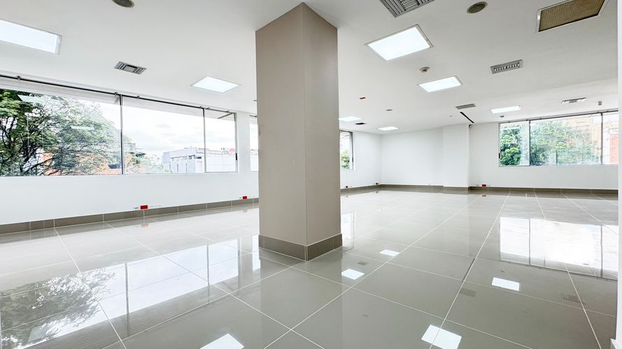 Oficina en arriendo en Santa Monica, Cali, 120 m² · foto 18 de 24
