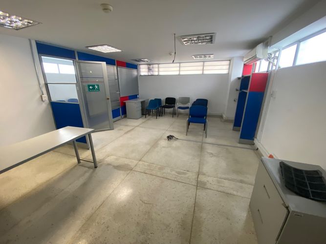Oficina en arriendo en Primero De Mayo, Cali, 243 m² · foto 2 de 24