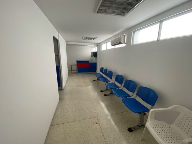 Oficina en arriendo en Primero De Mayo, Cali, 243 m² · foto 3 de 24