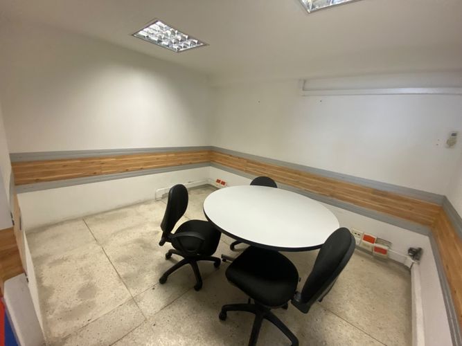 Oficina en arriendo en Primero De Mayo, Cali, 243 m² · foto 4 de 24