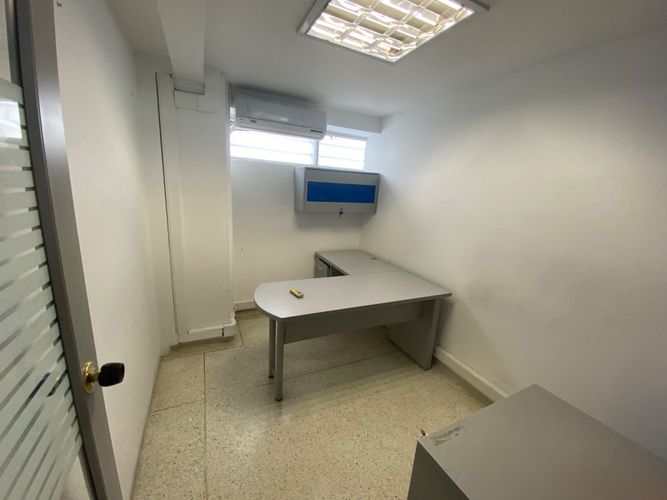 Oficina en arriendo en Primero De Mayo, Cali, 243 m² · foto 8 de 24