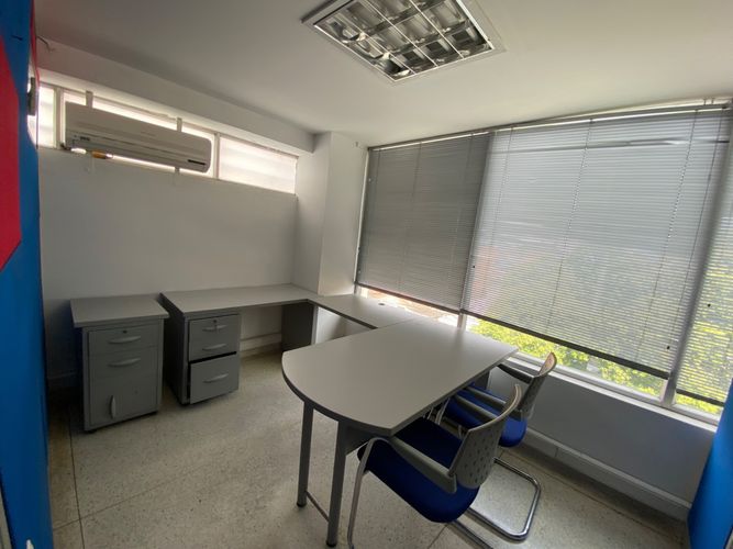 Oficina en arriendo en Primero De Mayo, Cali, 243 m² · foto 18 de 24