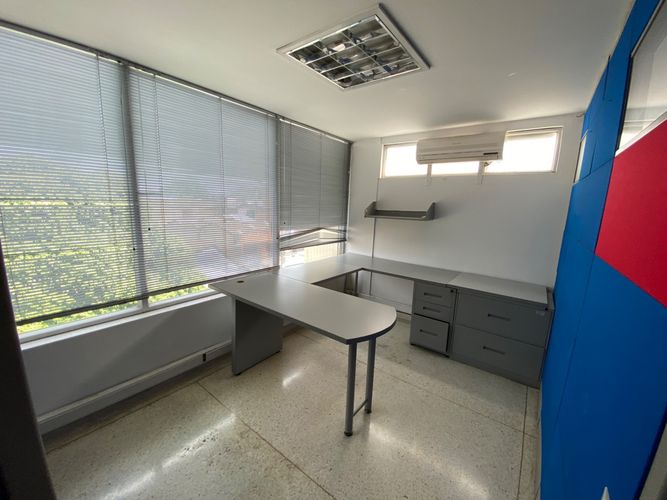 Oficina en arriendo en Primero De Mayo, Cali, 243 m² · foto 20 de 24