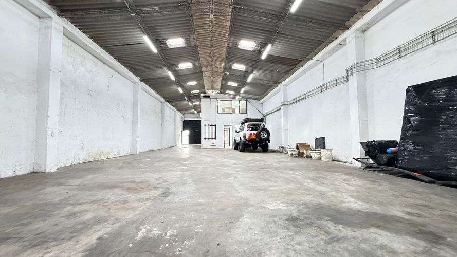 Bodega en arriendo en San Vicente, Cali, 500 m² · foto 10 de 24