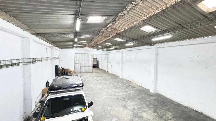 Bodega en arriendo en San Vicente, Cali, 500 m² · foto 15 de 24