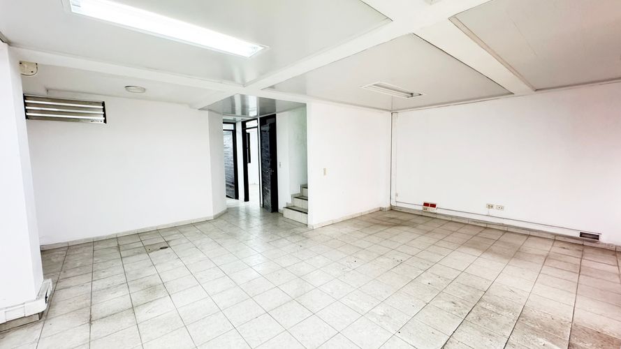 Bodega en arriendo en San Vicente, Cali, 500 m² · foto 22 de 24