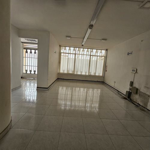 Casa en venta en Quinta Paredes, Bogotá · foto 4 de 24