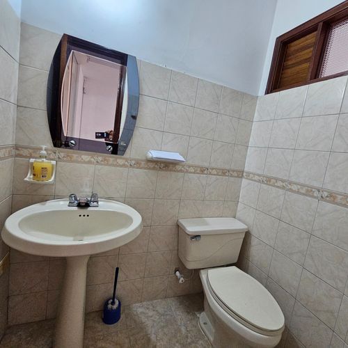 Casa en venta en Quinta Paredes, Bogotá · foto 16 de 24