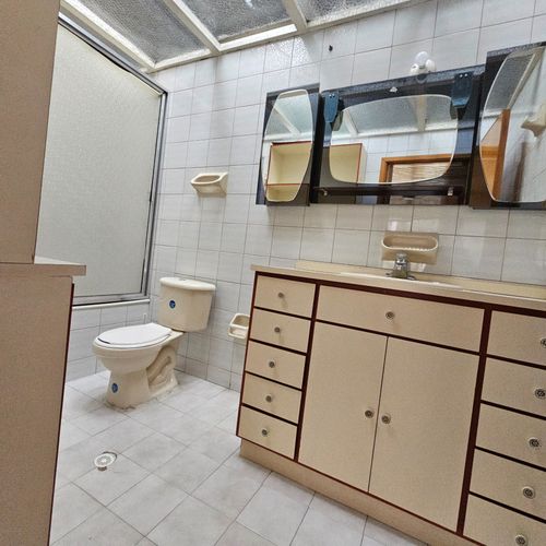 Casa en venta en Quinta Paredes, Bogotá · foto 17 de 24