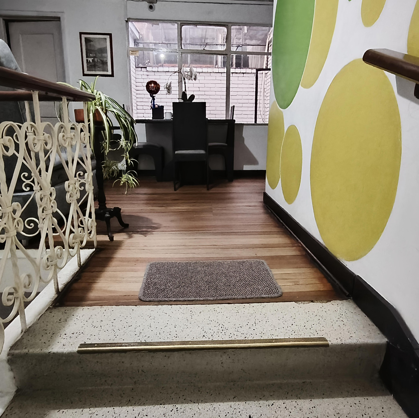 Casa en venta en Quinta Paredes, Bogotá · foto 8 de 24