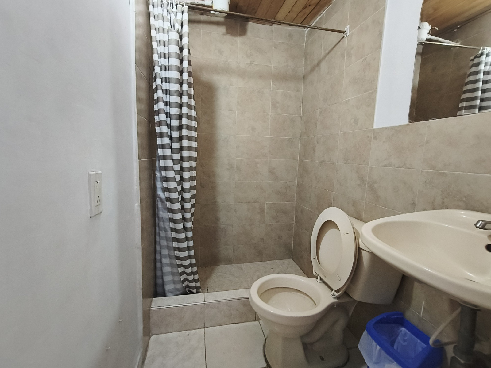 Casa en venta en Quinta Paredes, Bogotá · foto 13 de 24