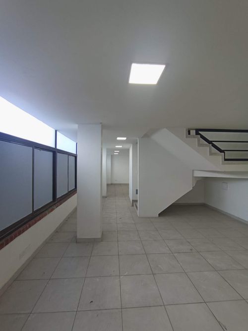 Oficina en arriendo en San Nicolas, Cali, 140 m² · foto 14 de 24