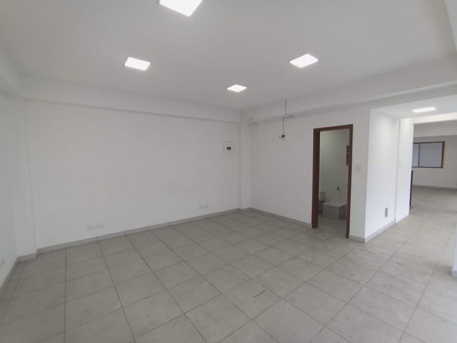 Oficina en arriendo en San Nicolas, Cali, 140 m² · foto 23 de 24