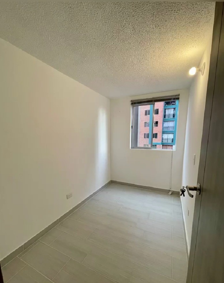 Apartamento en venta en Fontanar Del Río, Bogotá · foto 12 de 19