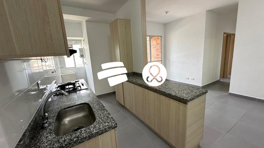 Apartamento de 3 alcobas en venta en La Navarra, Bello, 63 m² · foto 2 de 10