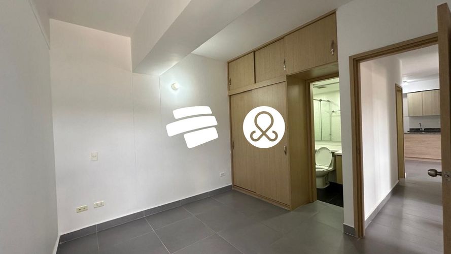 Apartamento de 3 alcobas en venta en La Navarra, Bello, 63 m² · foto 5 de 10