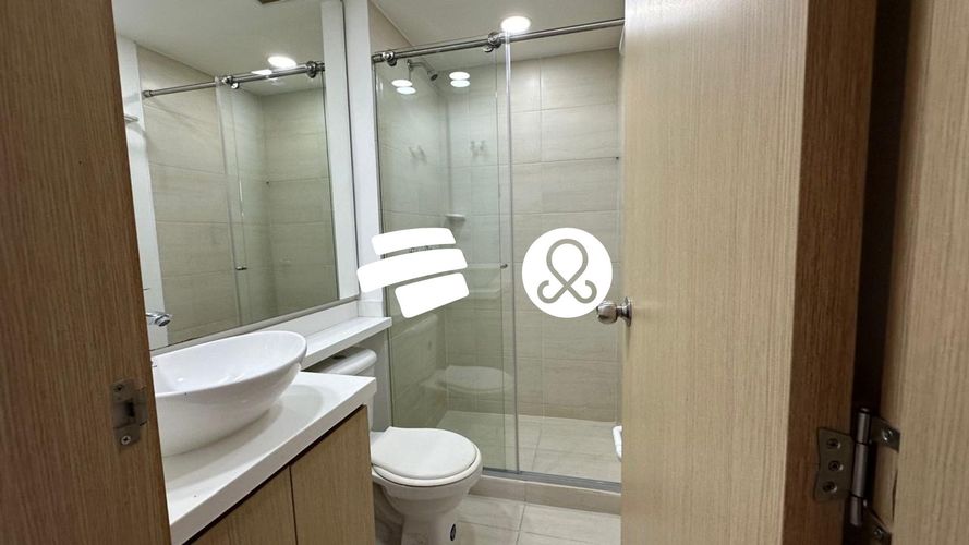 Apartamento de 3 alcobas en venta en La Navarra, Bello, 63 m² · foto 8 de 10