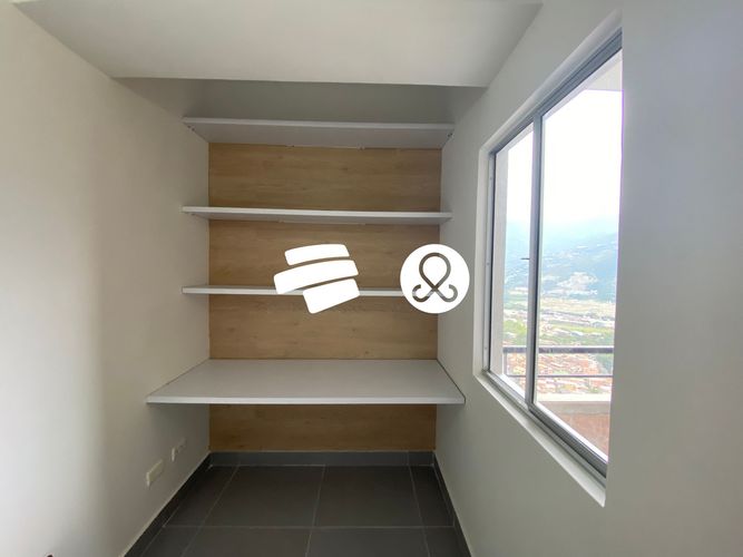 Apartamento de 3 alcobas en venta en La Navarra, Bello, 63 m² · foto 10 de 10