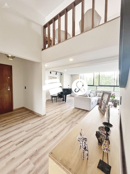Apartamento de 5 alcobas en venta en Las Lomas, Medellín, 191 m² · foto 3 de 14