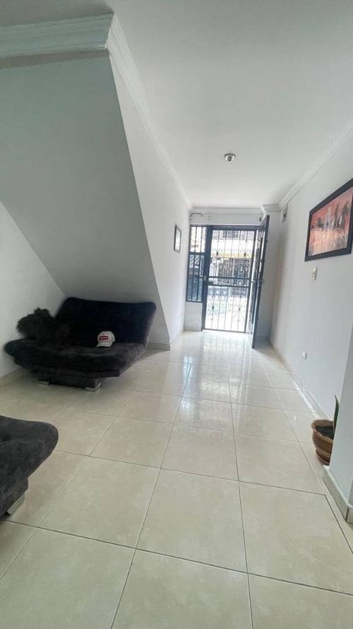 Casa de 3 alcobas en venta en Cabañas, Bello, 115 m² · foto 4 de 21