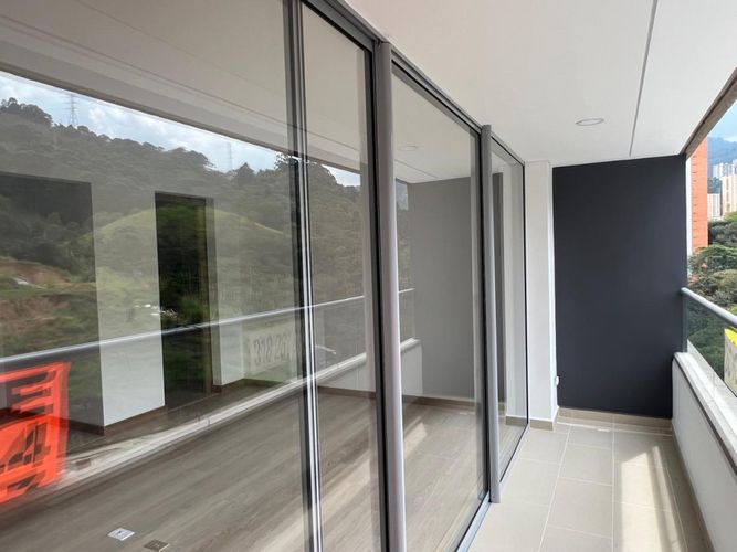 Apartaestudio en venta en Monteazul, Sabaneta, 50 m² · foto 11 de 13