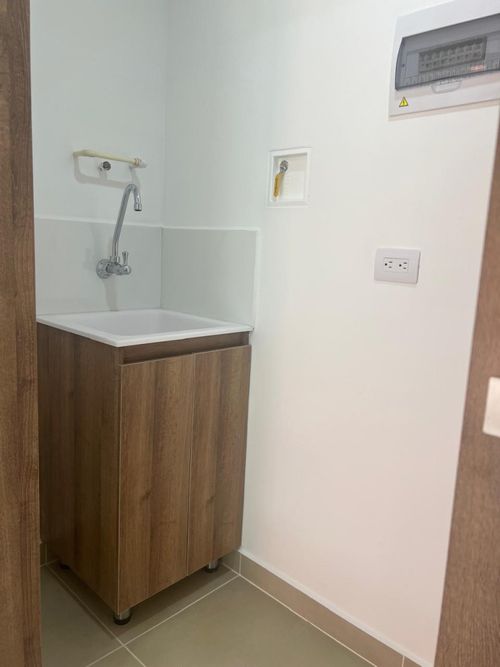 Apartaestudio en venta en Monteazul, Sabaneta, 50 m² · foto 13 de 13