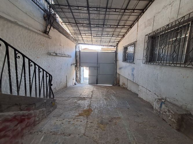Bodega en arriendo en Buenos Aires, Medellín, 400 m² · foto 2 de 14