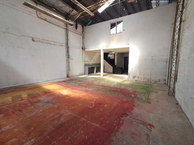 Bodega en arriendo en Buenos Aires, Medellín, 400 m² · foto 6 de 14