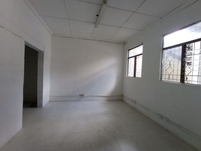 Bodega en arriendo en Buenos Aires, Medellín, 400 m² · foto 12 de 14