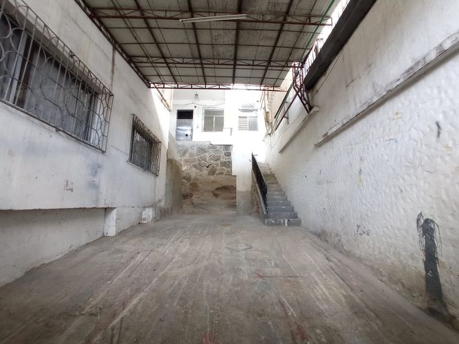 Bodega en arriendo en Buenos Aires, Medellín, 400 m² · foto 13 de 14