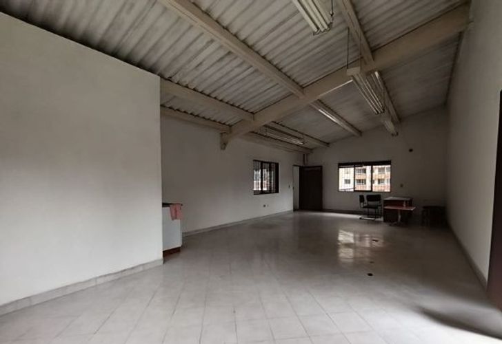 Bodega en arriendo en Viviendas Del Sur, Itagüí, 180 m² · foto 3 de 17