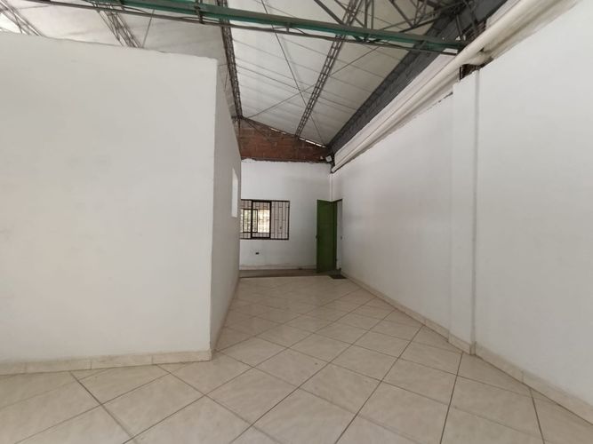Bodega en arriendo en Viviendas Del Sur, Itagüí, 180 m² · foto 11 de 17